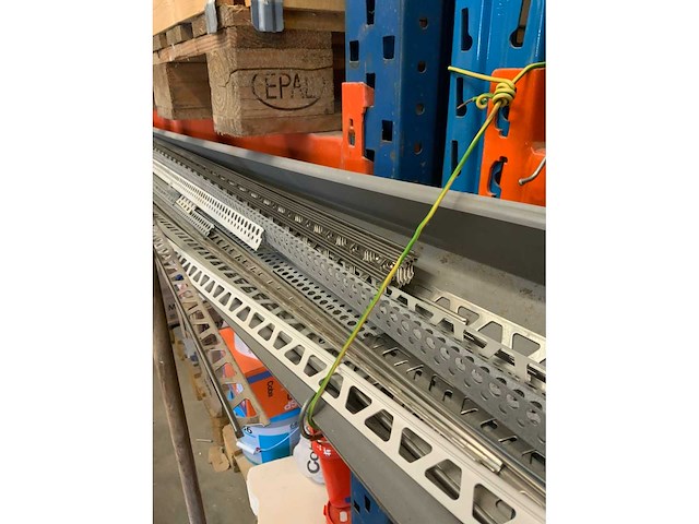 Tegel- en hoeklijnen - afbeelding 3 van  4