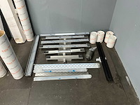 Tegel drains & douchegoten (15x) - afbeelding 1 van  7
