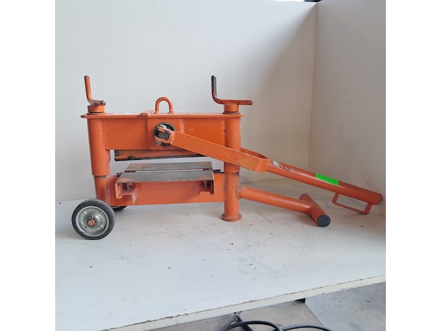 Tegel-/klinkerknipper - 330mm european machinery group, bs330, bouwjaar 2012 - afbeelding 1 van  9