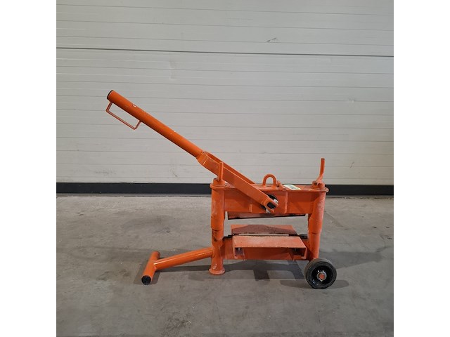 Tegel-/klinkerknipper 330x120mm ~ european machinery group, bs330, bouwjaar 2024 - afbeelding 1 van  3