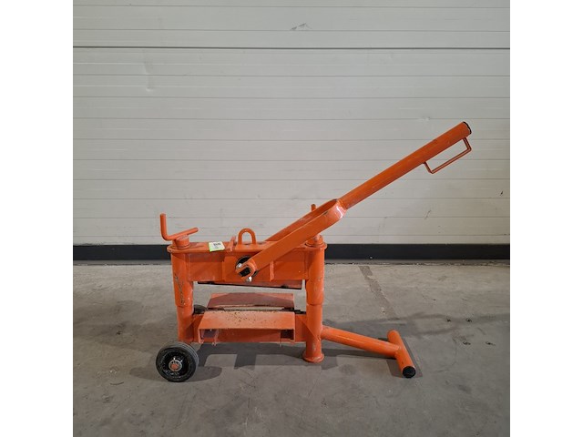 Tegel-/klinkerknipper 330x120mm ~ european machinery group, bs330, bouwjaar 2024 - afbeelding 2 van  3