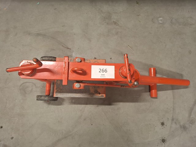 Tegel-/klinkerknipper 330x120mm ~ orit, 3300-ts, bouwjaar 2011 - afbeelding 3 van  4