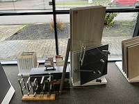 Tegel samplekast en diverse tegeldisplays - afbeelding 10 van  12