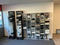 Tegeldisplay opstelling met inhoud - afbeelding 2 van  6