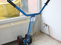 Tegeldonkey. let op: mist gedeelte klemstang. - afbeelding 2 van  2