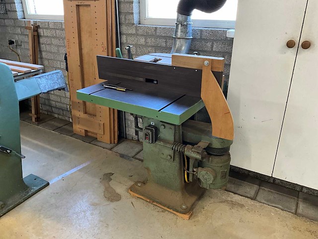Tegelijer tafel- en spilfreesmachine - afbeelding 1 van  7