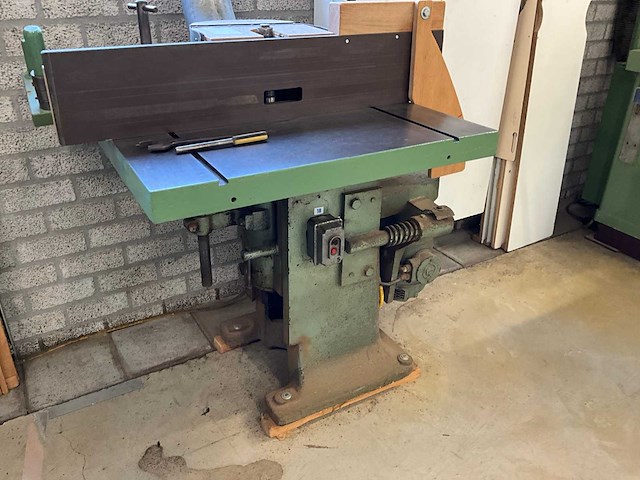 Tegelijer tafel- en spilfreesmachine - afbeelding 3 van  7