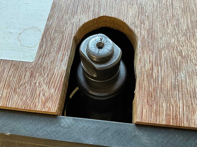 Tegelijer tafel- en spilfreesmachine - afbeelding 5 van  7