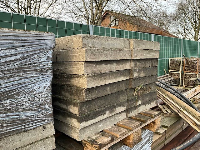 Tegels (144 m2) - afbeelding 3 van  3