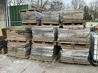 Tegels (176 m2) - afbeelding 1 van  4