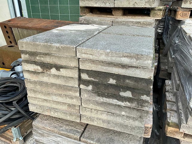 Tegels (176 m2) - afbeelding 3 van  4