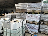 Tegels (176 m2) - afbeelding 4 van  4