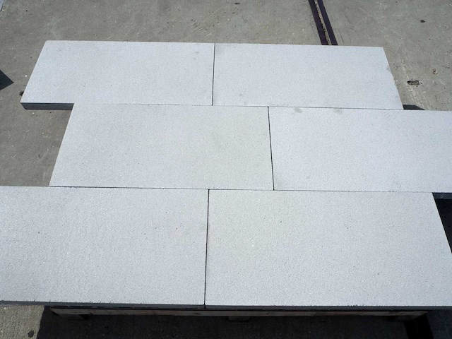 Tegels van beton voor de tuin (ca. 61.4m²) - afbeelding 1 van  2