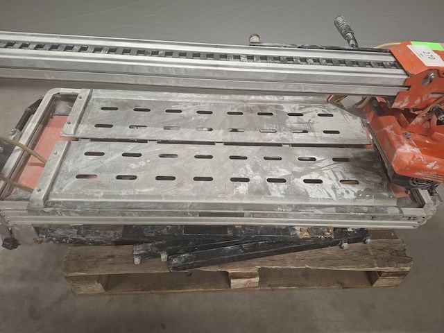 Tegeltafelzaag verstelbaar 1000mm 230v gölz, gs350a-120, bouwjaar 2022 - afbeelding 6 van  10