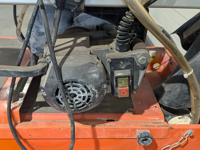 Tegeltafelzaag verstelbaar groot l=950mm/h40mm ~, battipav, vip 290, 2018 - afbeelding 7 van  7