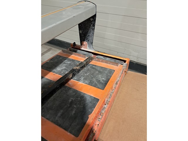 Tegeltafelzaag verstelbaar groot l=950mm/h40mm ~ battipav, vip 290, bouwjaar 2018 - afbeelding 4 van  7