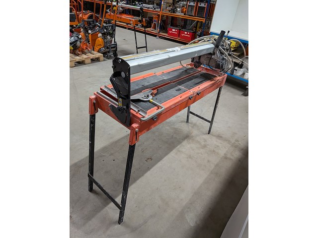 Tegeltafelzaag verstelbaar groot l=950mm/h40mm ~ battipav, vip 290, bouwjaar 2018 - afbeelding 6 van  7