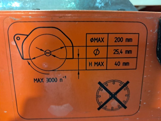 Tegeltafelzaag verstelbaar groot l=950mm/h40mm ~ battipav, vip 290, bouwjaar 2018 - afbeelding 8 van  8