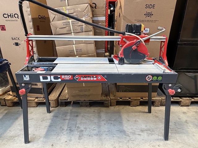 Tegelzaagmachine rubi, dc-250 python 1200 - afbeelding 1 van  8
