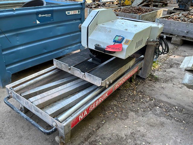 Tegelzaagmachine - afbeelding 1 van  4