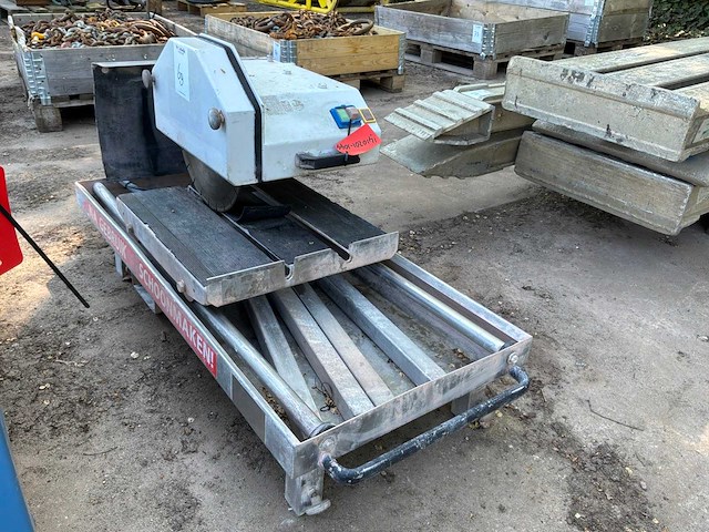Tegelzaagmachine - afbeelding 2 van  4