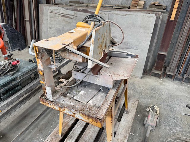 Tegelzaagmachine - afbeelding 3 van  3