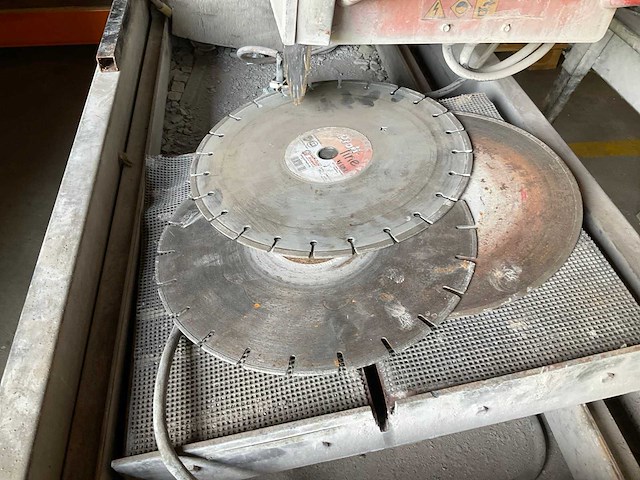 Tegelzaagmachine - afbeelding 2 van  3