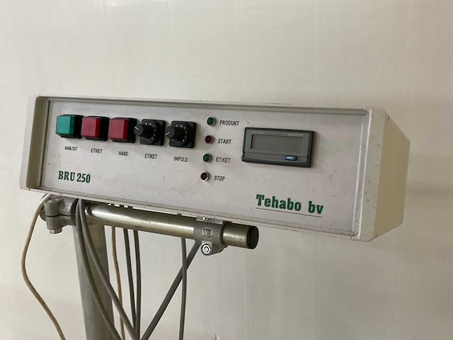 Tehabo bru 250 etiketteermachine - afbeelding 1 van  3