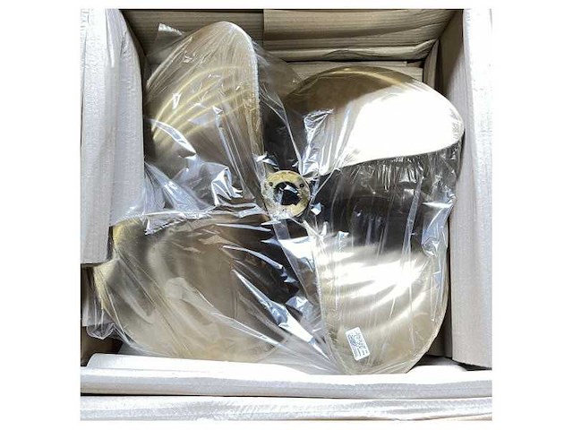 Teignbridge 4 -blade nibral propeller 610 x 705 l - 33255040 - afbeelding 3 van  3