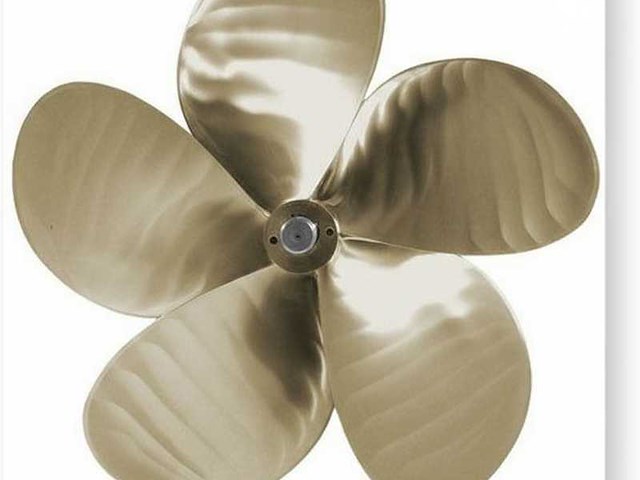 Teignbridge 5 -blade nibral propeller 610 x 810 l - 33252087 - afbeelding 1 van  3