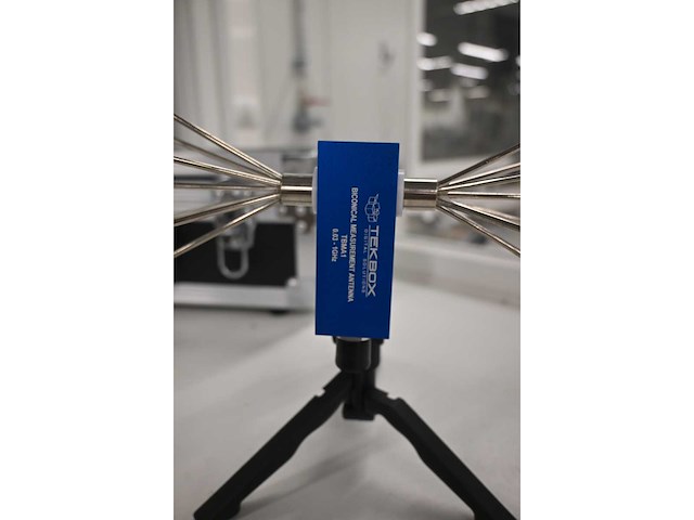 Tekbox tbma1 biconical measurement breedband antenne - afbeelding 3 van  6