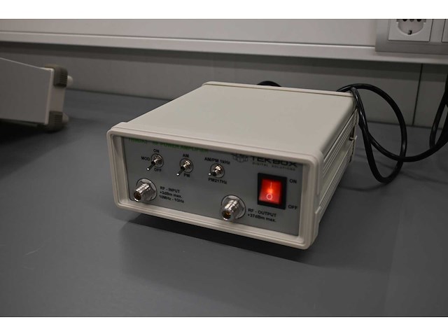 Tekbox tbmda3 rf power versterker - afbeelding 2 van  4