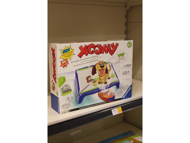 Tekenprojector xoomy in schap. - afbeelding 2 van  2