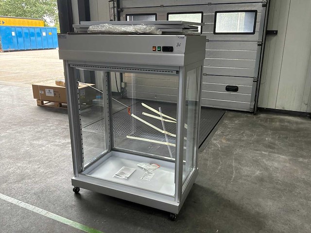 Tekna vet.sp. 102/17 remote gekoelde wandvitrine - afbeelding 1 van  6