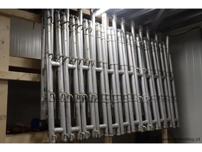 Faillissementsveiling voorraad en inventaris “rietdekkersbedrijf harry vijver” te harlingen