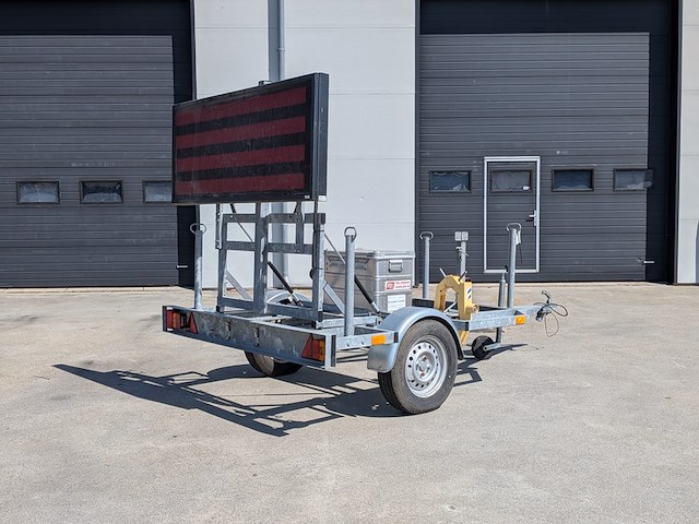 Tekstwagen, a810, met led-display, q-lite qlmo 04.20.08 ubr - afbeelding 1 van  20