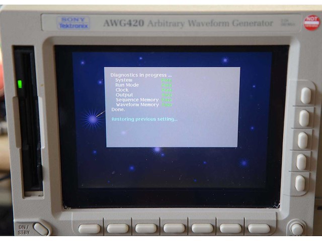 Tektronix - awg 420 - arbitrary waveform generator - afbeelding 6 van  10