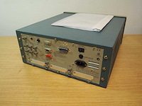 Tektronix - awg 420 - arbitrary waveform generator - afbeelding 7 van  10
