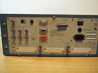 Tektronix - awg 420 - arbitrary waveform generator - afbeelding 8 van  10
