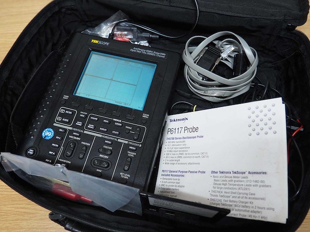 Tektronix - ths710 std - oscilloscope set - afbeelding 2 van  6