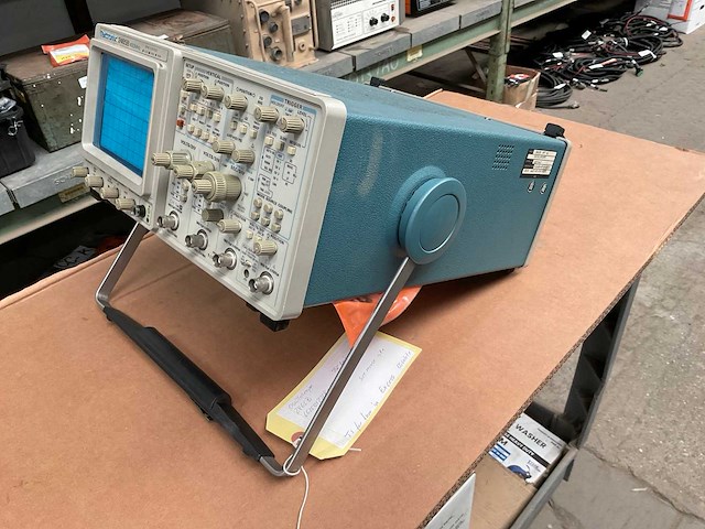 Tektronix 2465b osciiloscope - afbeelding 3 van  6
