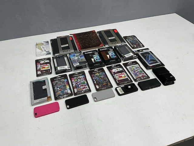 Telefoon en tablet hoesjes (24x) - afbeelding 5 van  11