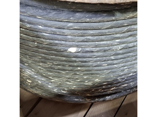 Telefoonkabel op houten haspel - afbeelding 3 van  5