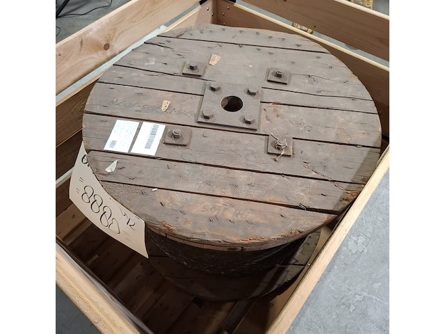 Telefoonkabel op houten haspel - afbeelding 5 van  5