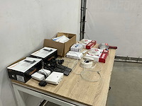 Telefoons en diversen - afbeelding 2 van  7