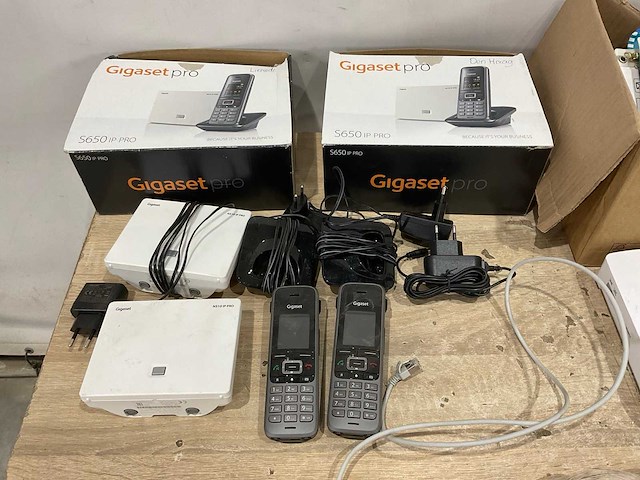 Telefoons en diversen - afbeelding 4 van  7