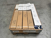 Telemecanique - electronics - partij drukschakelaars, rijgklemmen en veiligheidscomponenten - afbeelding 1 van  8