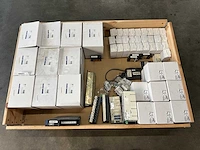Telemecanique - partij electronica & industriële sensoren, drukschakelaars en automatiseringsmodules - afbeelding 6 van  10