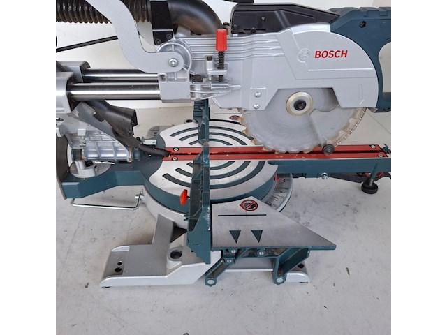 Telescoop-/afkortzaag - 230v, bosch, gcm 8 sjl, 2018 - afbeelding 5 van  6
