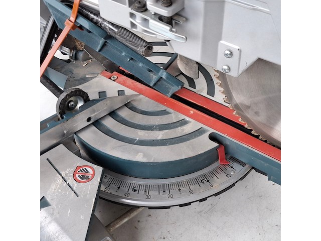 Telescoop-/afkortzaag 216mm 230v~ bosch, gcm 8 sjl, bouwjaar 2015 - afbeelding 7 van  12
